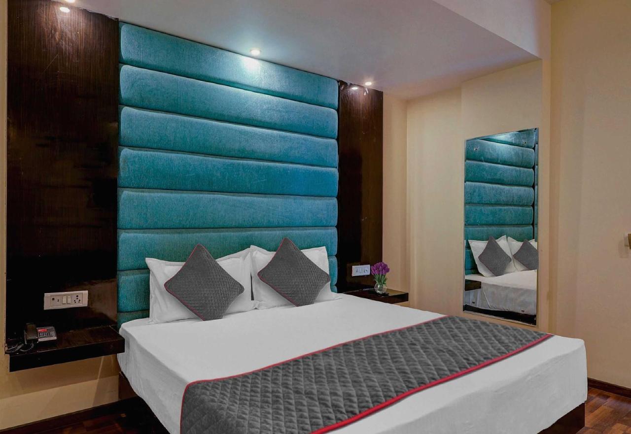 Townhouse Golden King Hotel New Delhi Buitenkant foto