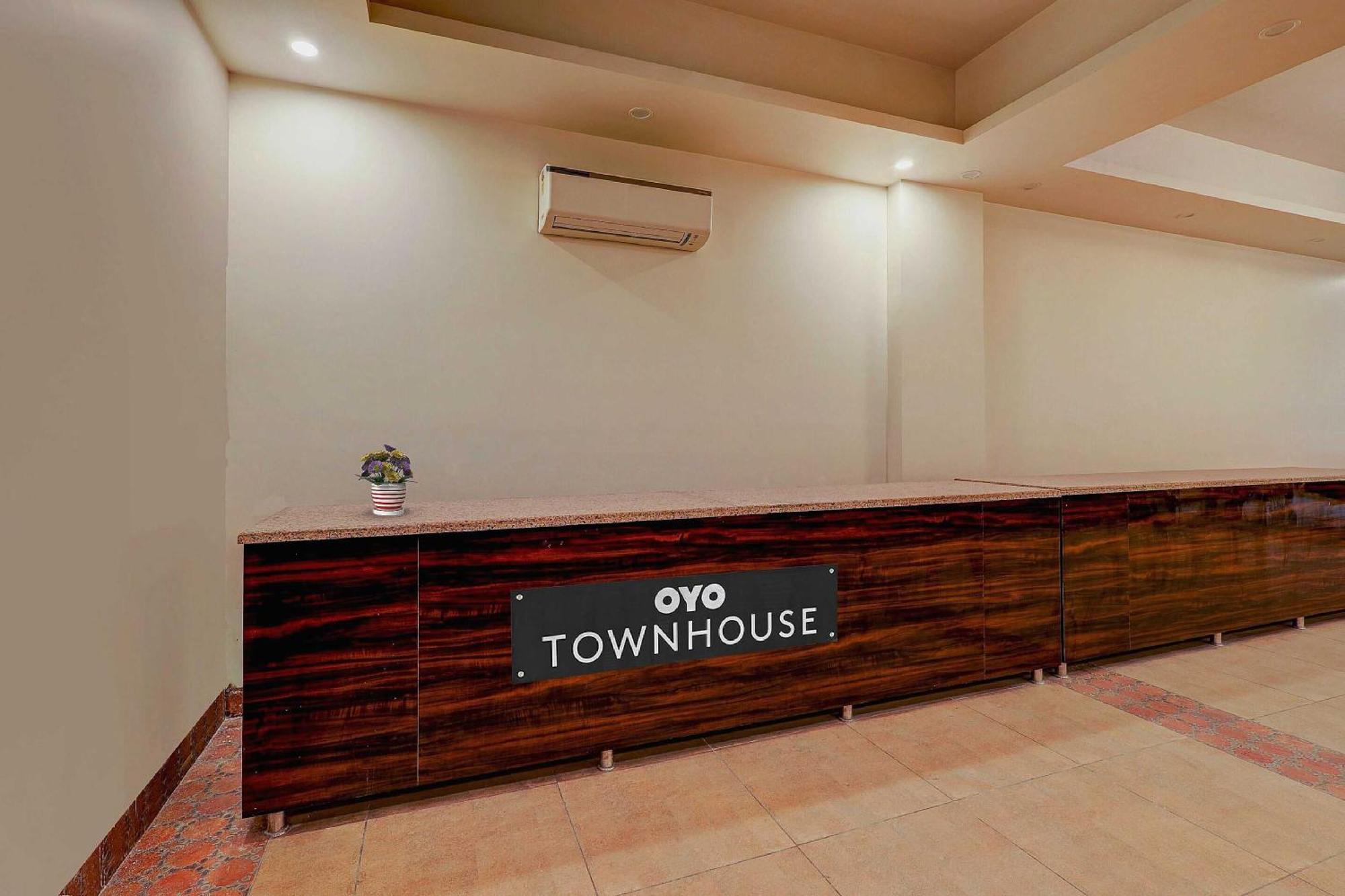 Townhouse Golden King Hotel New Delhi Buitenkant foto